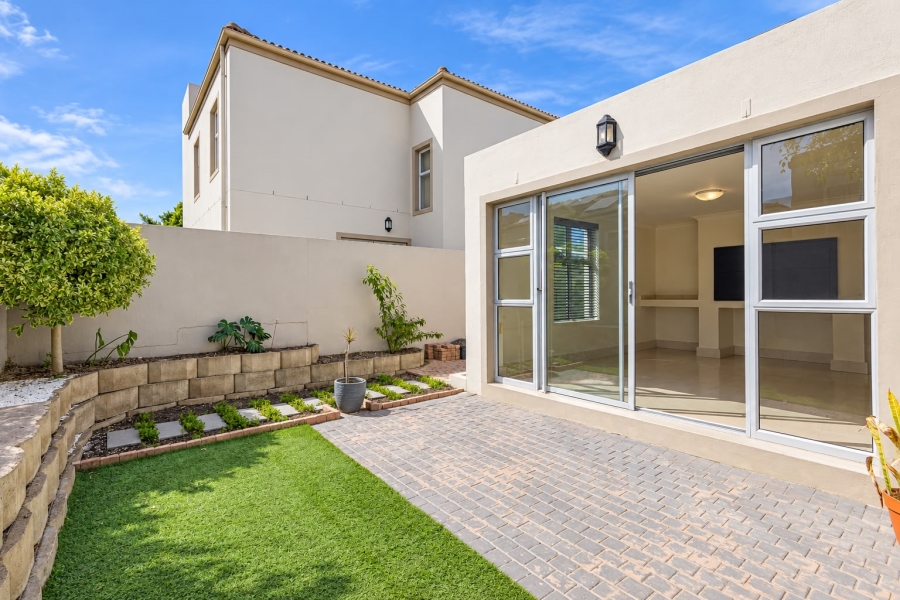 3 Bedroom Property for Sale in Avalon Estate Western Cape